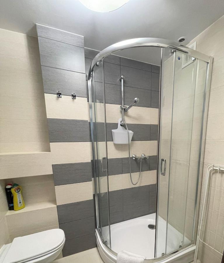 Al-Dom Apartamenty Apartament Zaciszny Kolobrzeg Bagian luar foto